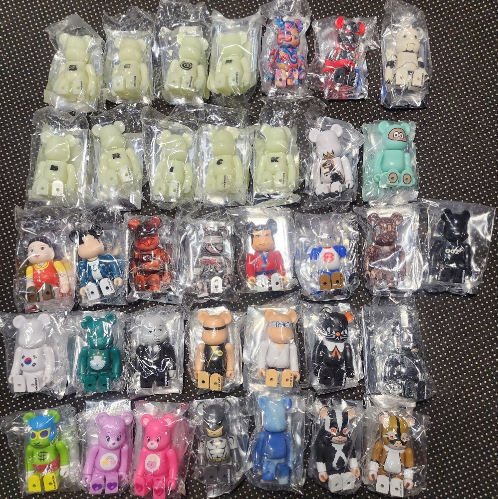 A lot of 36 100% beabricks for s44 and s43